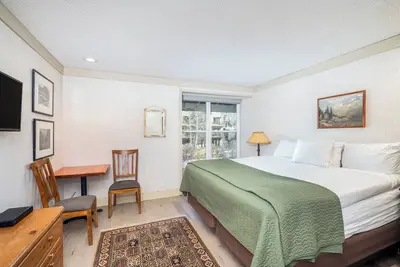 Image de Chambre d'hôtel Riverside à l'emplacement le plus abordable de Telluride!