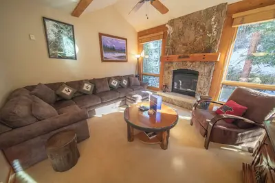 Image de Settlers Creek 6535 - Navette Gratuite, Wifi Gratuit, Bonnes administrations! par SummitCove Lodging