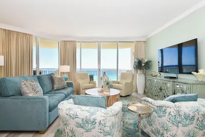 Image de Condo au 11e étage - Piscine et balcon Silver Shells 3Br 2Ba