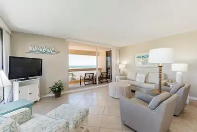 Image de Unité 57 - Condominium de 2 chambres et 2 salles de bains avec vue partielle sur le golfe du Sud