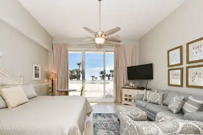 Image de Appelez pour bord de mer avec spécial Snowbird: 38 $. 50 / nuit!