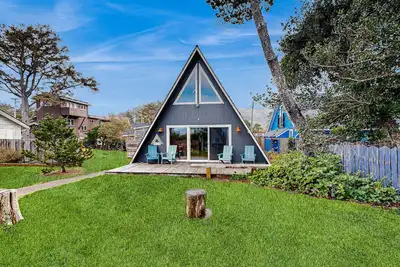 Calme, escapade en cabine côtière, à moins d'un pâté de maisons de la plage
