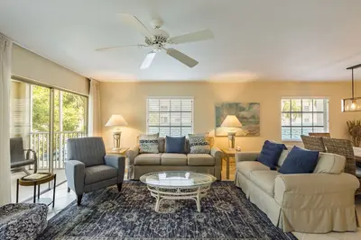 Image de Unité 140 - 2 Chambre 2 Salle de bain Gulf Side Club Corner Condominium