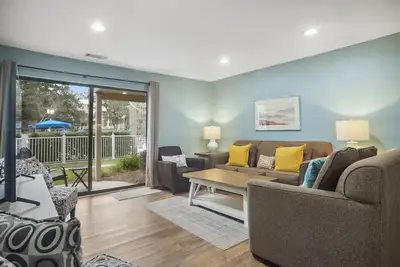 Image de Courtside 115 - Appartement Forest Beach au 1er étage