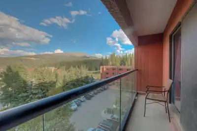 Image de Beaver Run Condo - Adventure and Luxury!