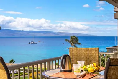 Image de The Whaler 523: condo 2 Br / 2 Ba à Lahaina, pour 8 personnes