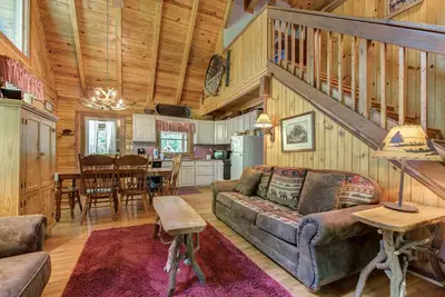 Image de Buckhorn, 2 chambres, pour 6 personnes, WiFi, bain à remous, cheminée, bain à remous