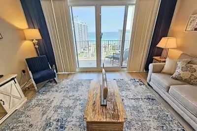 Image de Super promotions d'été! . Réservation le jour même disponible! ! Ariel Dunes 1206