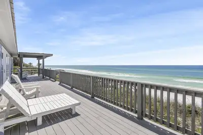 Image de 8200 E Cty Hwy 30a par Royal Destinations ~ Gulf Front 4br ~ Vues imprenables