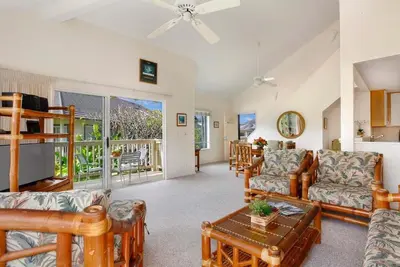 Image de Poipu Lovely Garden View à quelques pas de la piscine \"A / C Master & Guest Bedroom\" * Regency 524 *