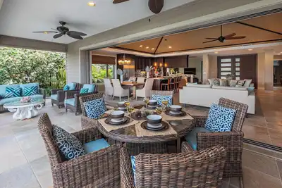 Image de Belle maison de 4 chambres, piscine privée, 10 personnes!