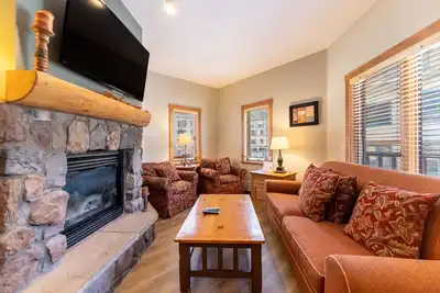 Image de Condo spacieux à River Run, lit King, salle de bain supplémentaire, Wifi gratuit