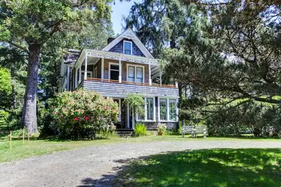 Image de dog-friendly historique maison près de la plage et le golf et sur un acre de prairie!
