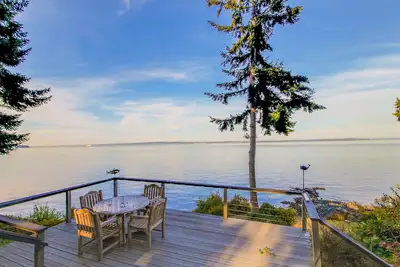 Image de Cabine Bayfront avec un cadre naturel magnifique offre une vue incroyable sur l'océan