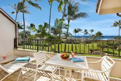 Image de Poipu, cuisine récemment rénovée avec vue sur l'océan * Kahala 632 *