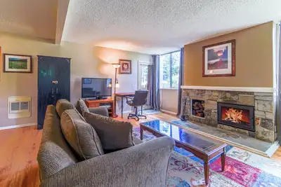 Image de Havre de paix près du village # 249