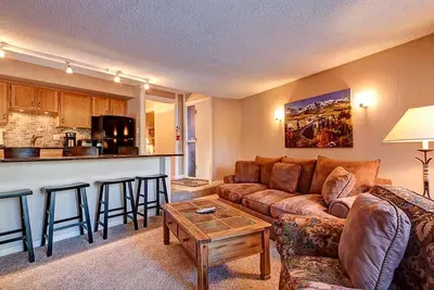 Image de Pic Location de vacances 8 Village E36 Deluxe Condo Breckenridge au Colorado