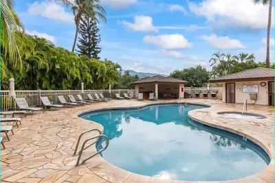 Image de Spécial été! Maui Banyan 125 $ / nt 1 Br / 2 Ba situé au coeur de Kihei!