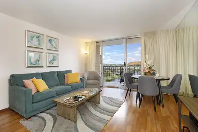 Idéal pour les familles! Vue partielle sur l'océan / canal / Diamond Head!