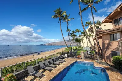 Image de Kihei Sands Beachfront Condo B5 sur la magnifique plage de sucre de Maui!
