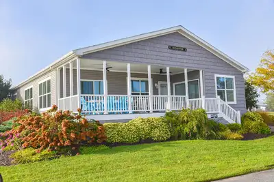 Image de Vacances en famille au bord de l'eau (Unité 526) 3 Bed / 3 Bath Pet Friendly Home!