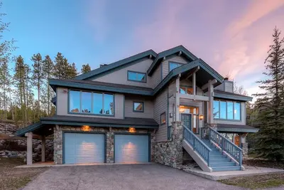 Image de Boulder Ridge Haus Spa de luxe à la maison Spa Breckenridge Colorado vacances