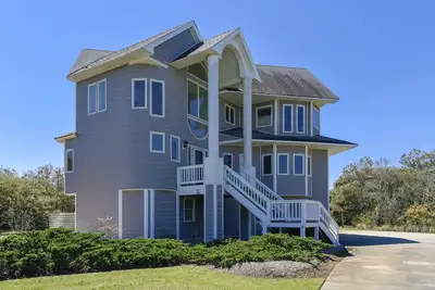 Image de Promotions: 6/1 est de 2795 $, 6/15 est de 3595 $, 7 / 6-7 / 27 semaines sont chacune 4870 $ Total, taxes incluses