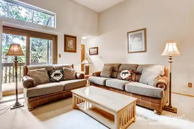 7e nuit gratuite! Emplacement incroyable près du télésiège et de la rue principale, Wi-Fi, garage