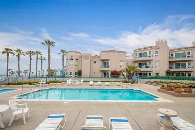 Image de Ocean View Steps from Beach Community Pool Meilleure offre à Oceanside