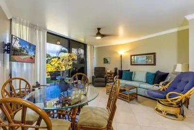 Image de Waiohuli Beach Hale # D-118 Complexe 1Bd / 1Ba au bord de l'océan Très bien situé pour 6 personnes