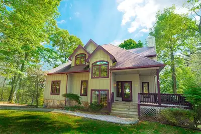Image de La Dolce Vita- Accès au lac dans une belle communauté de montagne
