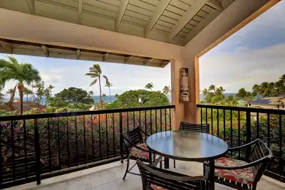 Image de Superbe unité vue mer rénovée - À partir de 299 $ / nuit - Wailea Ekahi # 22d