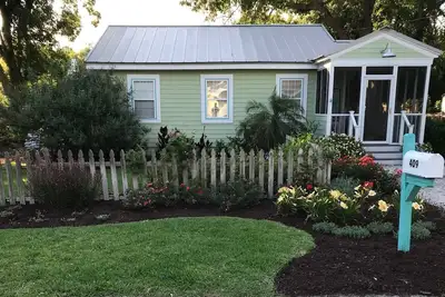 Image de Pineapple Cottage - Chien amical!