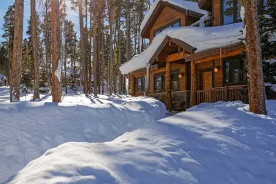 Image de Luxurious Peak 8 - 1 Min De Navette - Hot Tub & Fire Pit