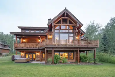 Image de Teton Springs Luxury 5 Bedroom Cabin - 14 couchages! - Près de Jackson Hole!