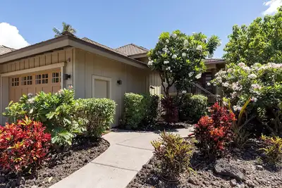 Image de Expansive 5-Star Resort Living avec tous les avantages de la maison.