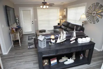 Image de Deux chambres, Walk-In Condo sur le Championnat Ledgestone Golf Course!