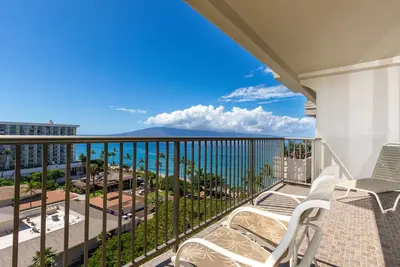 Image de Whaler at Kaanapali Beach Suite d'angle avec deux chambres et vue sur l'océan. # 1173