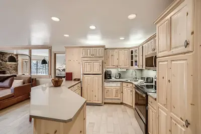 Image de Vail Platinum Condo dans le village de Lionshead | Westwind 307