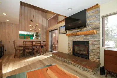 Image de Mammoth Ski and Racquet Club # 86, 1 chambre + mezzanine, 2 salles de bain complètes