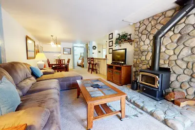 Image de Condo lumineux et ensoleillé, endroit calme, super complexe