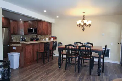 Image de Mammoth Ski & Racquet Club # 12 - Animaux Okay! : 2 Br / 2 Ba à Mammoth Lakes, pour 6 personnes