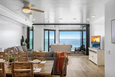 Image de Location de luxe en bord de mer avec spa