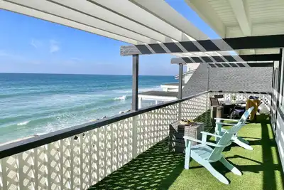Image de Beau condo de plage w / cuisine complète, barbecue, plage semi-privée A / C équipée