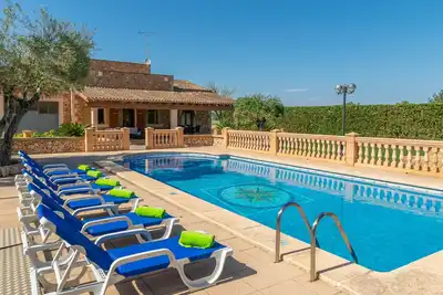 Image de Sa Cumuna - Beautiful Majorcan property with a spectacular garden and private pool. Free W