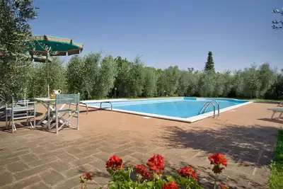 Image de Merveilleuse maison de vacances privée avec Wifi, piscine privée, Tv, patio et parking