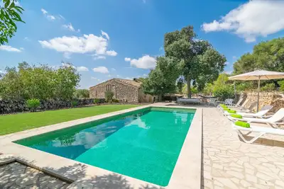 Image de Can Gallot De Punxuat - Great country house with private pool in quiet environment. Free W