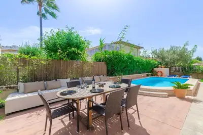 Image de Es Repos - Villa with private pool 500 m from the beach. Free WiFi