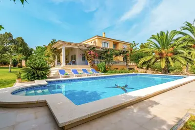 Image de Casa Bonita (Ses Salines) - Villa with private pool in ses Salines. Free WiFi