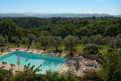 Image de Agréable appartement avec Wifi, climatisation, piscine, Tv, terrasse, près de Greve In Chianti